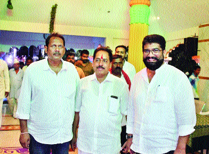 Promotion of Udayanaraja will be standardized | जावळीत मानकुमरे करणार उदयनराजेंचा प्रचार Promotion of Udayanaraja will be standardized | जावळीत मानकुमरे करणार उदयनराजेंचा प्रचार