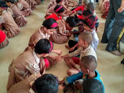 Student's Social Social Responsibility | विद्यार्थ्यांनी निभावली सामाजिक बांधिलकी Student's Social Social Responsibility | विद्यार्थ्यांनी निभावली सामाजिक बांधिलकी