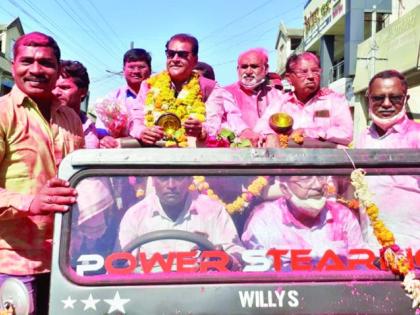 Kiran Sarnaike : Chikhali village in Risod taluka honored as MLA for the second time | रिसोड तालुक्यातील चिखली गावाला दुसऱ्यांदा आमदारकीचा सन्मान