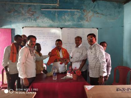 Secretary Gaikwad felicitated by Tribal Federation | आदिवासी महासंघातर्फे सचिव गायकवाड यांचा सत्कार