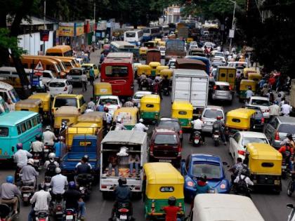 Those who break the rules of transportation need a punishment; Expert tone from Nagpur | वाहतुकीचे नियम मोडणाऱ्यांना लगाम आवश्यक; नागपुरातील तज्ज्ञांचा सूर