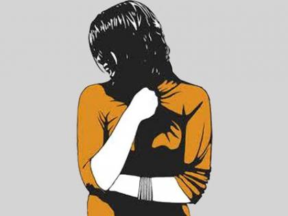 Minor girl tortured by father in Nagpur district | नागपूर जिल्ह्यात अल्पवयीन मुलीवर वडिलांनीच केला अत्याचार