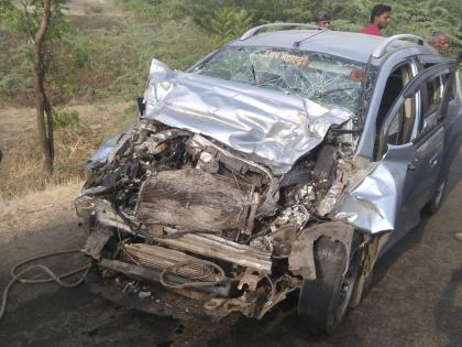 Shirol killed in three accidents | ट्रक आणि कारचा अपघात; तिघांचा मृत्यू