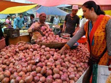 In Kolhapur market onions reached Chalishi | कोल्हापूर मार्केटमध्ये कांद्याने चाळिशी गाठली