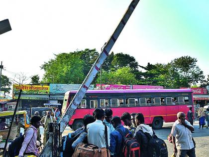 Drunk bus driver suspended | मद्यधुंद बसचालक निलंबित