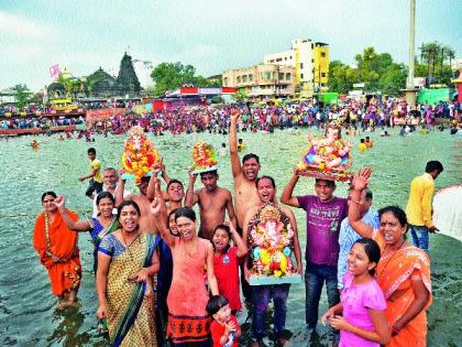  Fourth of the Ganesh devotees drowned in Nashik | नाशकात चौघा गणेशभक्तांचा बुडून मृत्यू