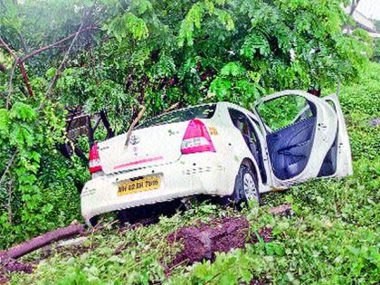 Three injured in Gondedumala accident | गोंदेदुमाल्याला अपघातात तीन जखमी