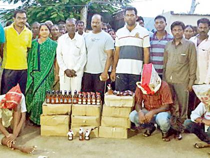 Twenty-five lakh liquor seized with bike | दुचाकीसह सव्वा लाखांची दारू जप्त