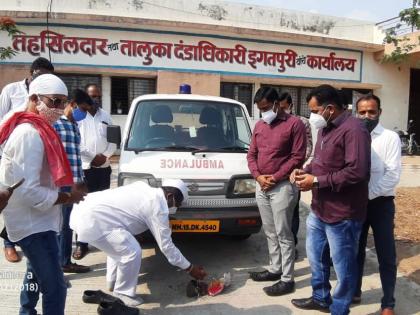 Dedication of two ambulances | दोन रुग्णवाहिकांचे लोकार्पण