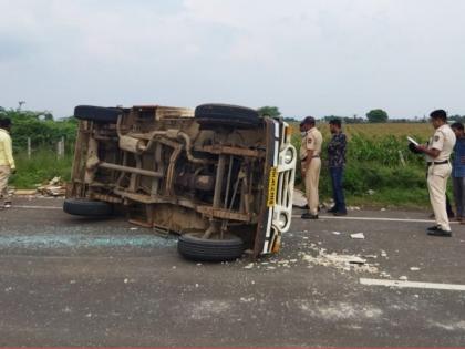 Chandwad couple killed in vehicle collision | वाहनाच्या धडकेने चांदवडचे दाम्पत्य ठार