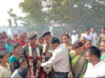 Meshi procession of soldiers returning to their homeland | जन्मभुमीत परतलेल्या जवानांचा मेशी मिरवणूक