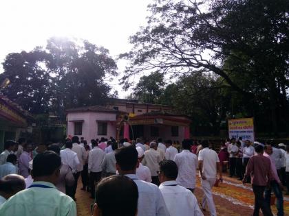 Kolhapur: Panchayati Raj Samiti took up the whole of Jharkhand district | कोल्हापूर : पंचायती राज समितीने घेतली जिल्हभर झाडाझडती