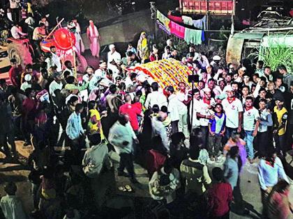 Palkhi celebrating 'Lakshmi Ramana Govind' | ‘ लक्ष्मी रमणा गोविंद’ च्या जयघोषात निघालेल्या पालखीने ब्रrाोत्सवाची सांगता