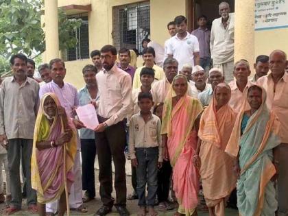 Farmers Reservation Asked by 110-year-old Bahinabai in Wardha district | वर्धा जिल्ह्यातील ११० वर्षांच्या बहिणाबाईंनी मागितले शेतकरी आरक्षण