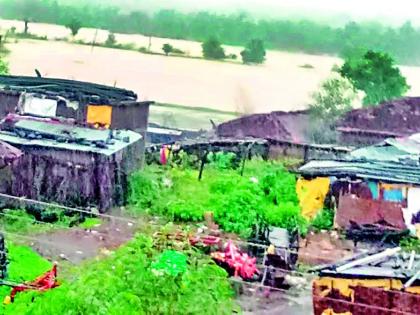 Nandpur village risks flooding the Vanna river | वणा नदीच्या पुरामुळे नंदपूर गावाला धोका