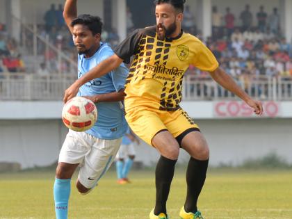 Kolhapur: Durbabhar (A) 's' Sandhya Math' unilaterally defeated, KSA Senior group football league; Nikhil Jadhav's two goals | कोल्हापूर : दिलबहार(अ) ची ‘संध्यामठ’वर एकतर्फी मात, के.एस.ए. वरिष्ठ गट फुटबॉल लीग; निखिल जाधवचे दोन गोल