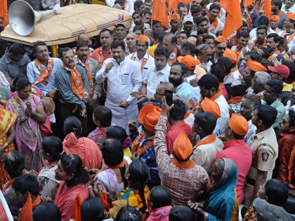 A Morcha through the Shiv Sena Pheriwala Sanghatana at Kolhapur Municipal Office | कोल्हापूर महानगरपालिका मुख्य कार्यालयावर शिवसेना फेरीवाला संघटनेमार्फत मोर्चा