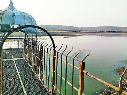 Chharthi lake is still being distributed by thirst for Umraavati | छत्री तलाव आजही भागवतोय उमरावतीची तहान