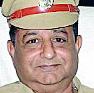 Superintendent of Police Dilip Jhalke took the charge | पोलीस अधीक्षक दिलीप झळके यांनी पदभार स्वीकारला