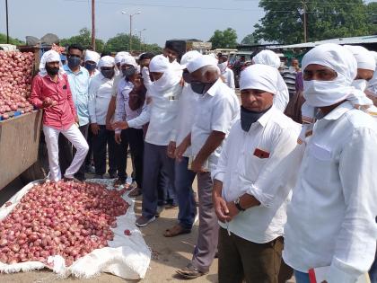 Will farmers get onion sales within 24 hours? | शेतकऱ्यांना २४ तासांच्या आत कांदा विक्र ीचे मिळणार?