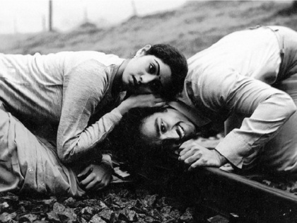 36 years of sridevi and kamal haasan film sadma | 36 Years of Sadma : - तर ‘सदमा’मध्ये श्रीदेवी नाही तर असती ‘ही’ अभिनेत्री!!