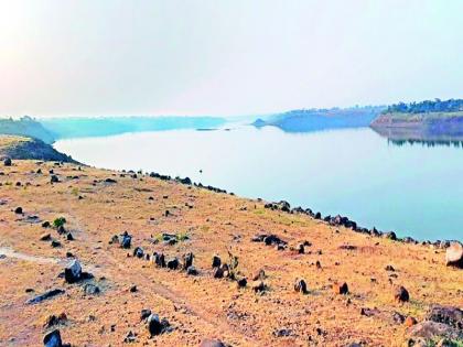  In the Girna area this year, the rabi season has been fixed at three-to-a-half | गिरणा परिसरात रब्बी हंगामाचे यंदा तीन-तेरा निश्चित