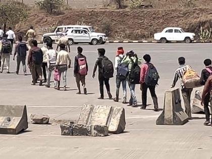 The four laborers coming from Gujarat are in quarantine | गुजरातमधून पायी येणारे ३४ मजूर क्वारंटाईनमध्ये The four laborers coming from Gujarat are in quarantine | गुजरातमधून पायी येणारे ३४ मजूर क्वारंटाईनमध्ये