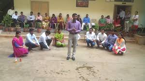 Public awareness of 'Lake Pathava, Lake Shikwa' | ‘लेक वाचवा, लेक शिकवा’ लोकनाट्यद्वारे देवगाव येथे जनजागृती