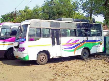 Travel barricades in 'Clean' work | ‘स्वच्छ’च्या कामात ट्रॅव्हल्सची आडकाठी