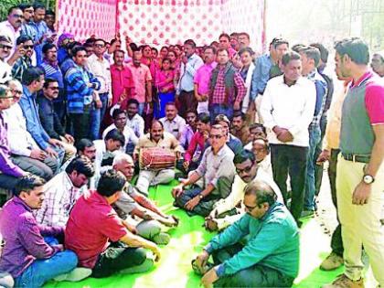 Power workers named after the boat | विद्युत कर्मचाऱ्यांनी मोडले ऊर्जामंत्र्यांच्या नावाने बोट