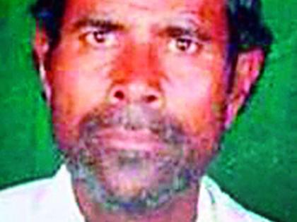 Maralegaon's farmer fought with death in Nanded | मार्लेगावच्या शेतकऱ्याची नांदेड येथे मृत्युशी झुंज