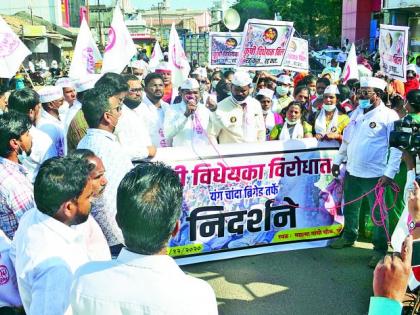 Spontaneous in Chandrapur, strictly closed in rural areas | चंद्रपूरात उत्स्फूर्त, ग्रामीण भागात कडकडीत बंद