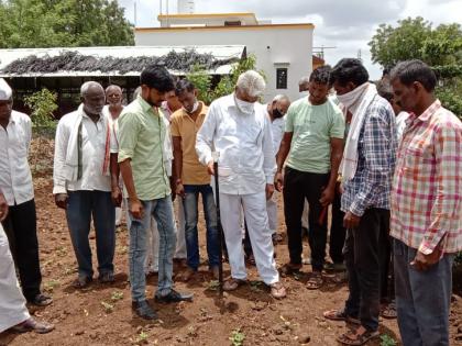 Kamlesh Ghumre honored by Agriculture Minister | कमलेश घुमरेचा कृषिमंत्र्यांच्या हस्ते गौरव