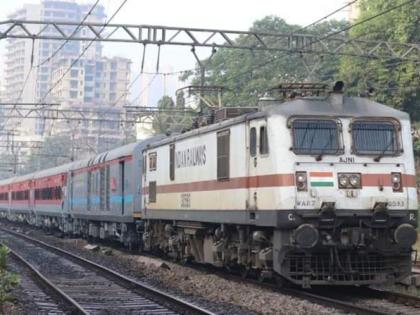 Mumbai-Hazrat Nizamuddin Rajdhani special train rounds increase | मुंबई-हजरत निजामुद्दीन राजधानी विशेष गाडीच्या फेऱ्यांमध्ये वाढ