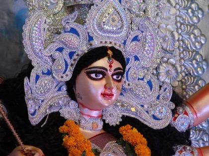 Nine colors of Navratri festival will fade this year! | यंदा नवरात्रोत्सवातील नऊ रंग पडणार फिके!