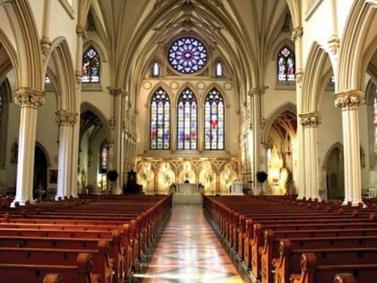 Good Friday Easter Prayer Online due to Lockdown | लॉकडाऊनमुळे गुड फ्रायडे ईस्टरची प्रार्थना आॅनलाईन Good Friday Easter Prayer Online due to Lockdown | लॉकडाऊनमुळे गुड फ्रायडे ईस्टरची प्रार्थना आॅनलाईन