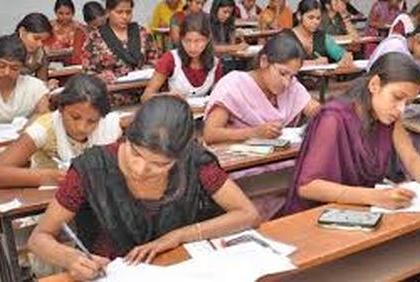 MPSC exams will be held at six centers | एमपीएससी परीक्षा होणार सहा केंद्रावर