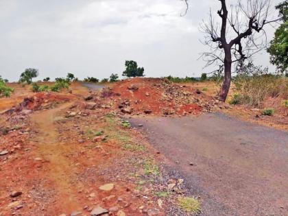 Rural roads are also locked in Unlock | अनलॉक’मध्येही ग्रामीण भागातील रस्ते  ‘लॉक’च