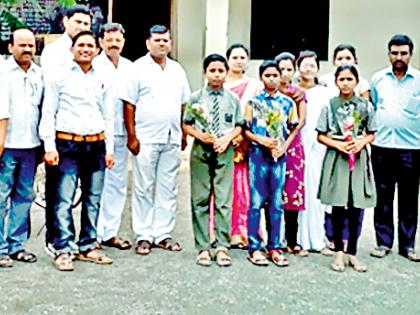 Darwha Municipal Council's school shines in the state | दारव्हा नगरपरिषदेची शाळा राज्यात चमकली