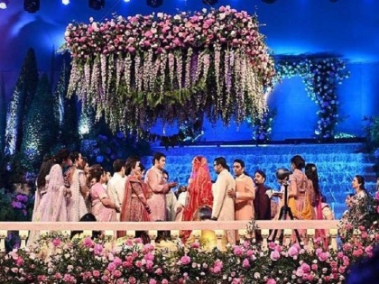 akash ambani and shloka mehtas grand wedding | Akash Ambani Wedding: आकाश अंबानीच्या लग्नाचा थाटच न्यारा...! पाहा, व्हिडीओ!!