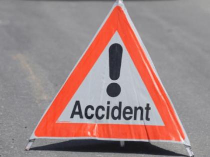 car accident on the Amravati-Nagpur highway; Two killed | अमरावती-नागपूर महामार्गावर भरधाव कारचा अपघात; दोघे ठार