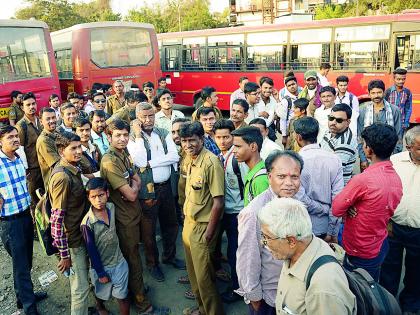 Nagpur's 'Your Bus' service jammed for three hours | नागपुरात ‘आपली बस’ सेवा तीन तास ठप्प