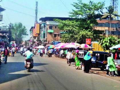 The widening of the market of Chiplun is maintained | अटी, शर्थींमुळे रखडले चिपळूण बाजारपेठेचे रूंदीकरण