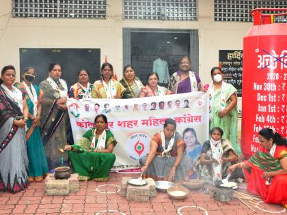 Women's Congress protests against gas price hike | महिला काँग्रेसतर्फे गॅस दरवाढविरोधात आंदोलन