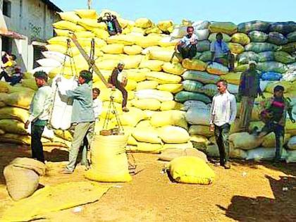 Purchase of 38 lakh quintals of paddy worth Rs. 738 crore in the district | जिल्ह्यात 738 कोटी रुपयांचा 38 लाख क्विंटल धान खरेदी