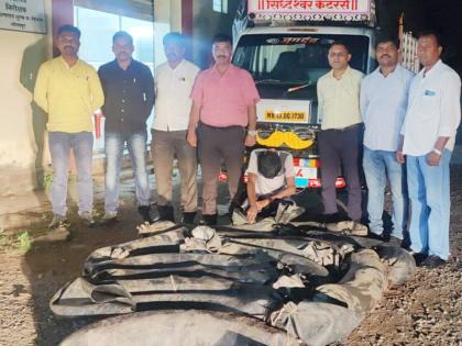 Action of 'excise'; Liquor tubas found in freighter Tempo | 'एक्साइज'ची कारवाई; मालवाहतूक करणाऱ्या टेम्पोमध्ये आढळल्या दारूच्या ट्युबा