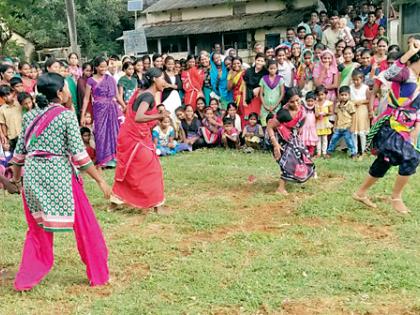 Kabaddi for women in the field | कबड्डीसाठी महिला मैदानात