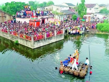 Sharda, Durga Dissolution Begin | शारदा, दुर्गा विसर्जनास प्रारंभ Sharda, Durga Dissolution Begin | शारदा, दुर्गा विसर्जनास प्रारंभ