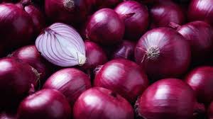 Onion arrivals in Manmad Market Committee declined | मनमाड बाजार समितीत कांद्याची आवक घटली