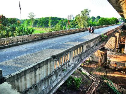 Preparation completed: The construction of new bridge will be started this month in Kannamawar bridge rocks! | तयारी पूर्ण : नवीन पुलाच्या उभारणीचा याच महिन्यात करणार शुभारंभ कन्नमवार पूल होणार जमीनदोस्त!